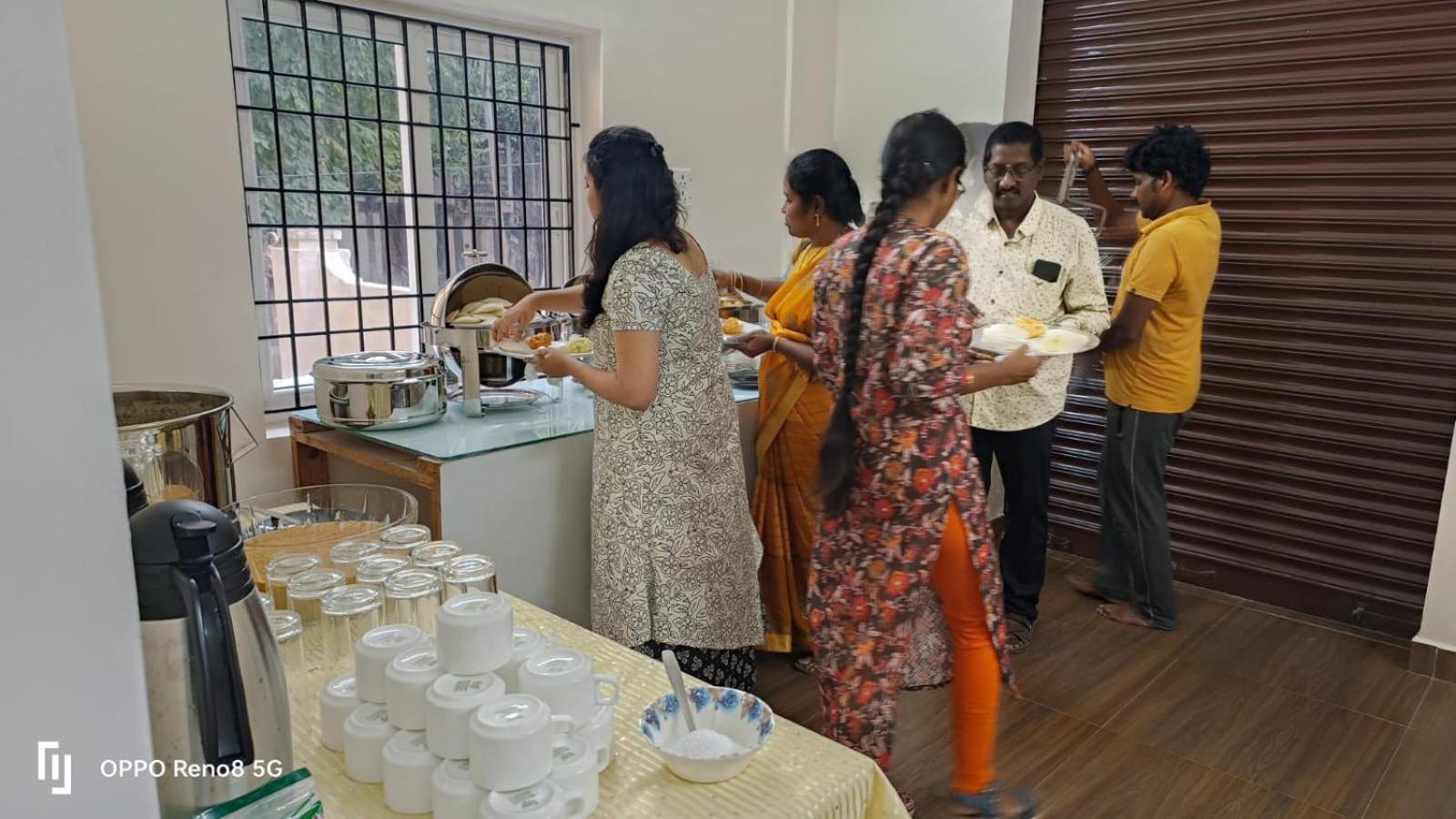 Bed and Breakfast Jn Residency Perungudi Chennai Exterior foto