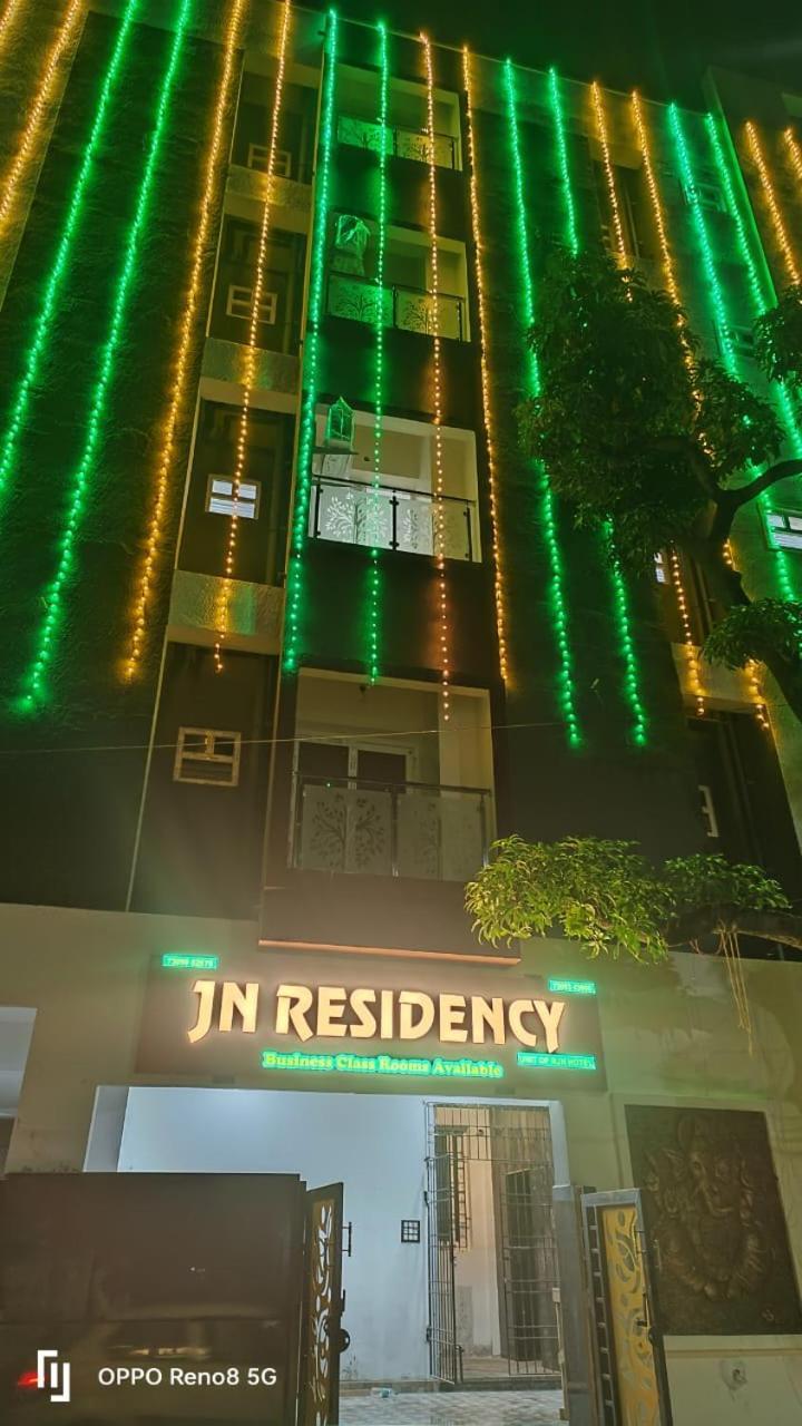 Bed and Breakfast Jn Residency Perungudi Chennai Exterior foto